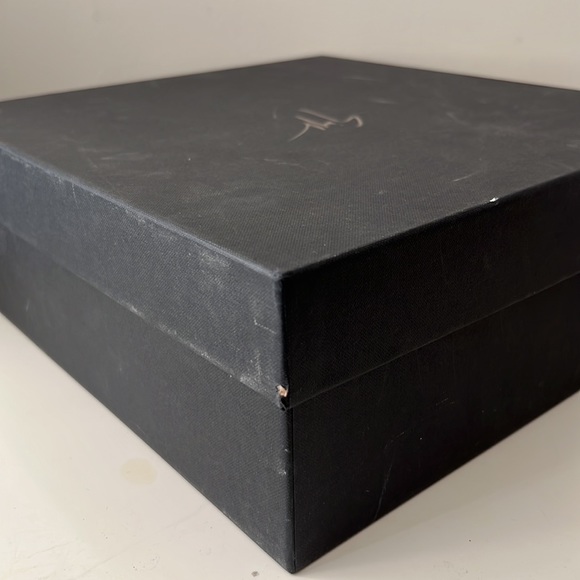 🖤 Giuseppe Zanotti Black Suede Debra Bow Platform Pumps Size 35 - Picture 5 of 14